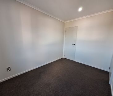 Spacious 2 bedroom Apartment - Photo 6