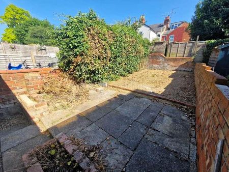 Amherst Road, Reading, RG6 - Photo 3