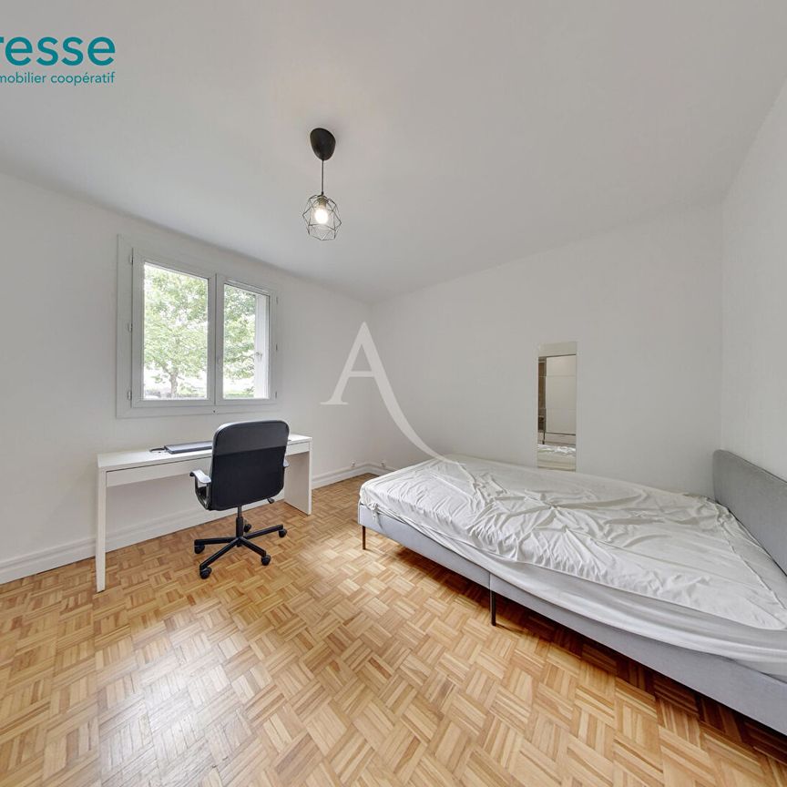 Location Appartement 4 pièces 74m² NOISY LE GRAND 93160 - Photo 1