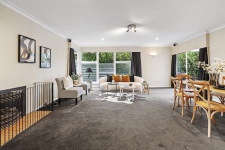 Charming 4BR Halswell Haven – Aircon & Garden - Photo 3
