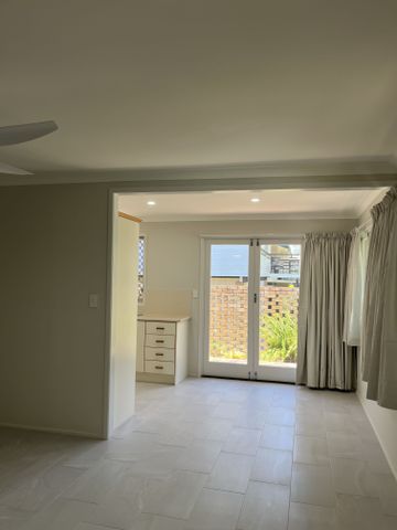 Renovated Comfort in a Quiet Location - Photo 3