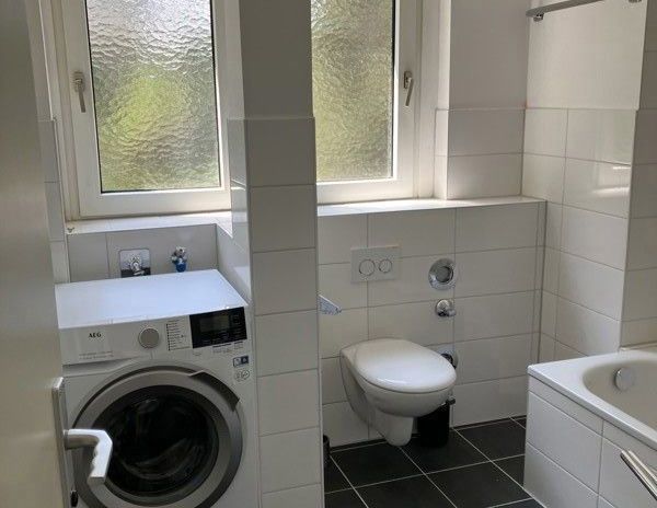 Sanierte und möblierte 3 Zimmerwohnung - Photo 1