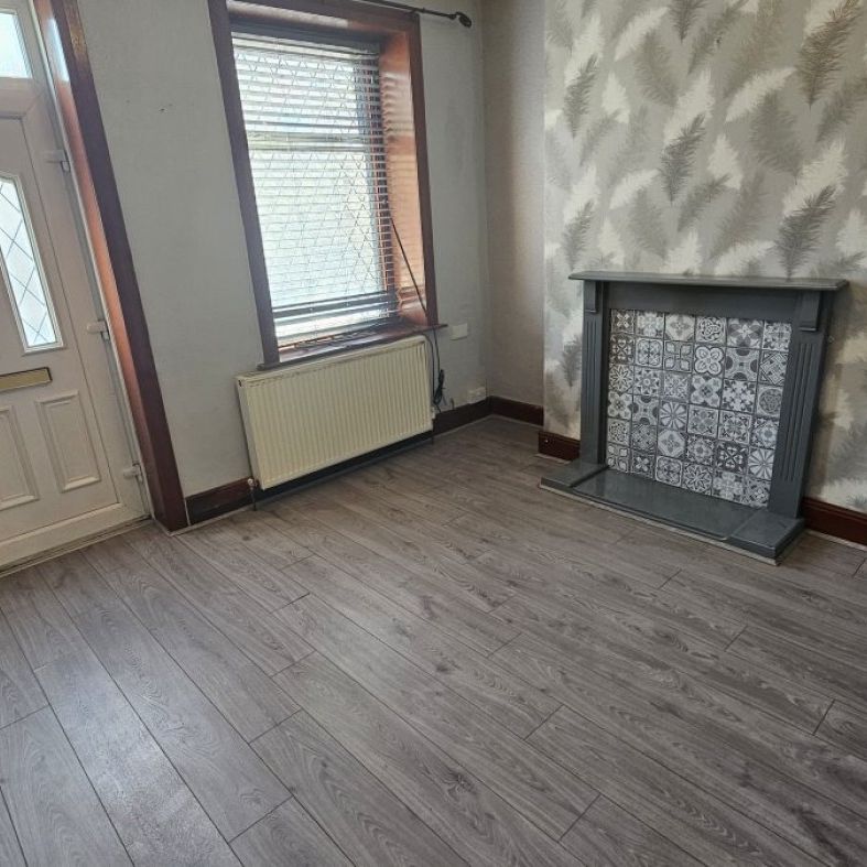 2 bed Terraced - To Let - Photo 1