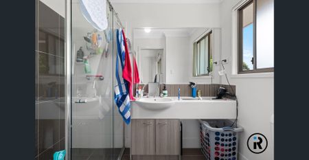 Modern Comfort & Convenience in a Peaceful Kallangur Location - Photo 4