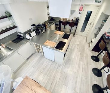 Studio to rent - Photo 6