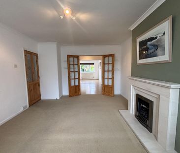 3 bedroom semi-detached house to rent - Photo 4