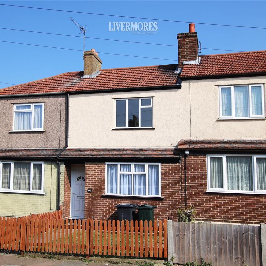 2 bedroom Terraced House to let - Photo 1