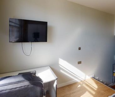Studio to rent - Photo 3