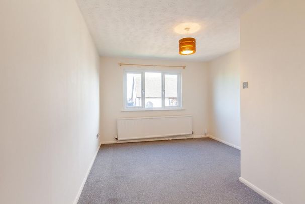 5 bedroom detached house to rent - Photo 1