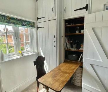 College Lane, Stratford-upon-avon, CV37 - Photo 3