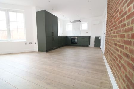 North Street Dorking, Surrey - 1 bedroomProperty for lettings - Seymours - Photo 3