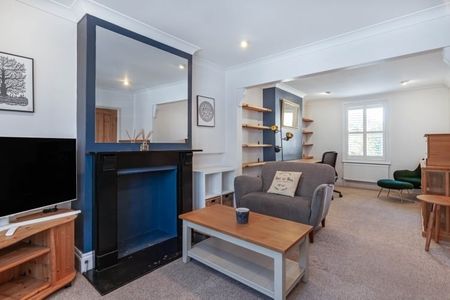 Lime Walk, Headington - Photo 2