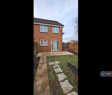 3 bedroom semi-detached house to rent - Photo 6