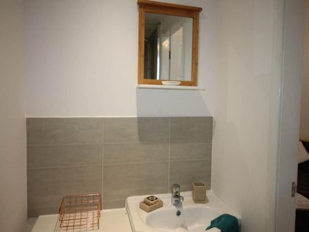 4 bedroom house share to rent - Photo 4