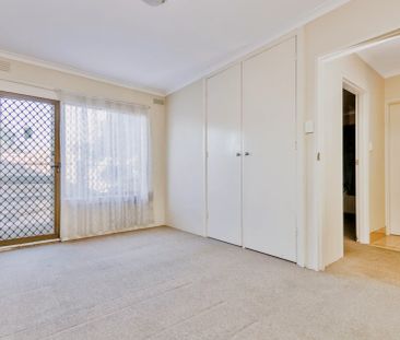 2Bedrooms, 1Bathrooms - Photo 3