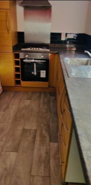 2 bedroom terraced house to rent - Photo 2