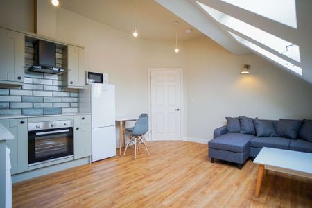 Flat 5, 4 Paradise Square, Sheffield, S1 2PE - Photo 3