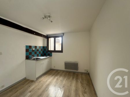 Location Appartement 2 pièces 22m² COULOMMIERS 77120 - Photo 2