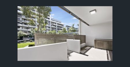 Spacious and Homey One Bedroom with Courtyard - Photo 3