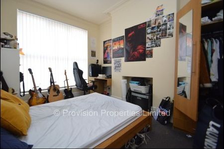 Blandford Grove Uni Student Properties Leeds - Photo 5