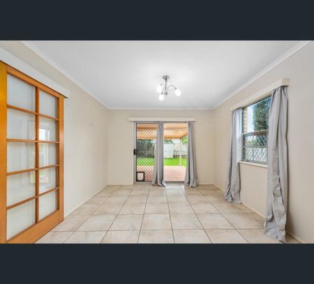 49 Knockator Crescent, Centenary Heights, Qld 4350 - Photo 2