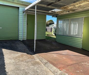 Three Bedroom Home - Photo 5