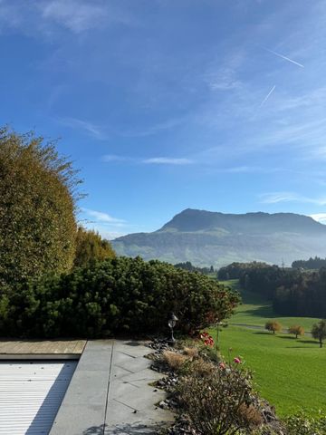 5.5 Zimmer Haus mit Garten und Pool - Foto 4