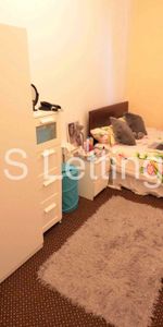 1 Bedroom Flat for rent in Brudenell Road - Photo 3