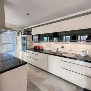 Top 4 Zi Wohnung im 19. Stock, Traumaussicht - Foto 3