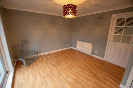 2 bedroom terraced house to rent - Photo 2