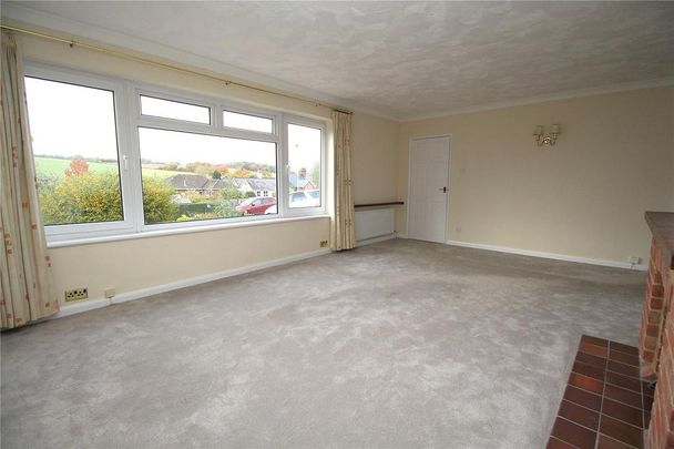 3 bedroom bungalow to rent - Photo 1