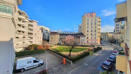 Appartement - 2 pièces - 30,57 m² - Grenoble - Photo 3