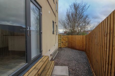 Abbelaine Court, Laburnum Drive, Newport - Photo 3