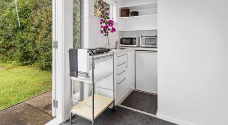 Clean,cozy, convenient! - Photo 4