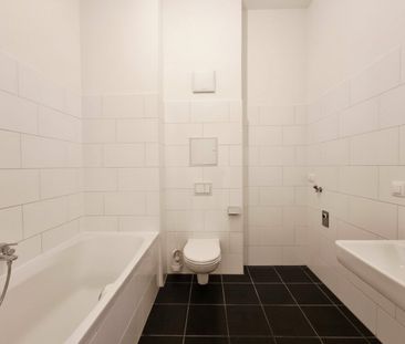 57,39 m² | 1. OG mit Lift | Sofortbezug | 2 Zimmer | € 749,- all-in... - Photo 2