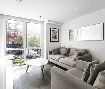 Gaumont Place, London, SW2 4GA - Photo 2