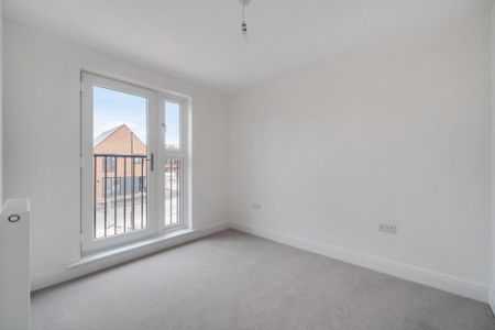 2 bedroom terraced house to rent - Photo 3