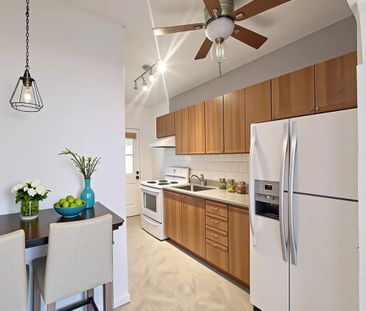 For Lease - 206 Augusta Avenue Unit# 2nd Floor, Toronto, Ontario - Photo 4