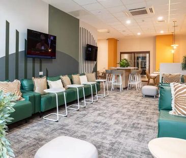 Classic Studio Plus (Floors 1-9) - Photo 3