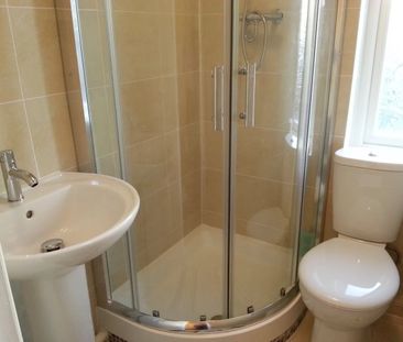 Room in a Shared House, Hunsdon Road, SE14 - Photo 4