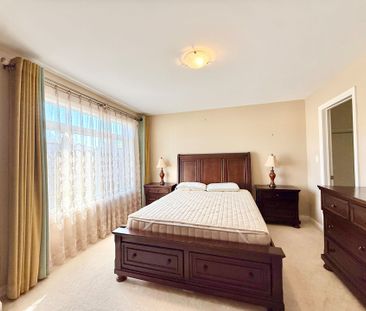 For Lease - 94 Longshore Way, Whitby, Ontario - Photo 5