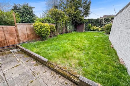 3 bedroom terraced house to rent - Photo 4