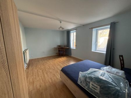 Location Appartement 2 pièces 48m² CHERBOURG-EN-COTENTIN 50100 - Photo 4