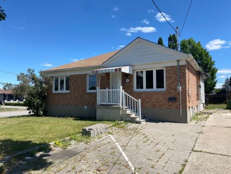 For Lease - 63 Lockerbie Avenue Unit# #D, Toronto, Ontario - Photo 4