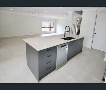 34 Crows Ash Avenue, Edgeworth, NSW 2285 - Photo 5