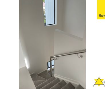 Be the first, Brand new townhouse in a great location - Photo 5