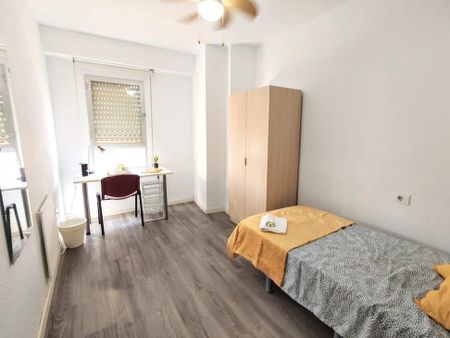 Carretera de Llíria, Burjassot, Valencian Community 46100 - Photo 2