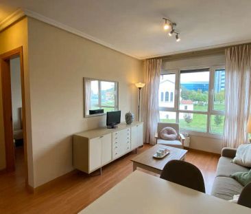 Oviedo - Photo 1