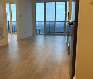 For Lease - 70 Annie Craig Drive Unit# 3601, Toronto, Ontario - Photo 2