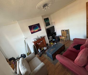 Room in a Shared House, Vinery Terrace, LS9 - Photo 1